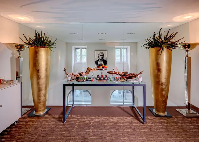 Anantara Palais Hansen - A Leading Of The World Hotel